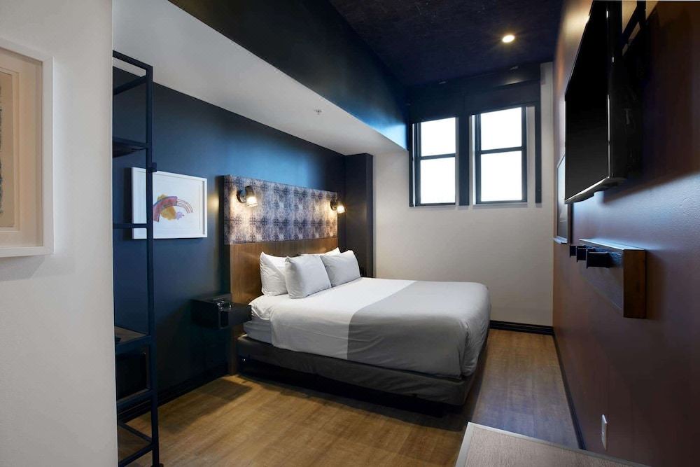 Photo of Bedroom in Lawrenceville