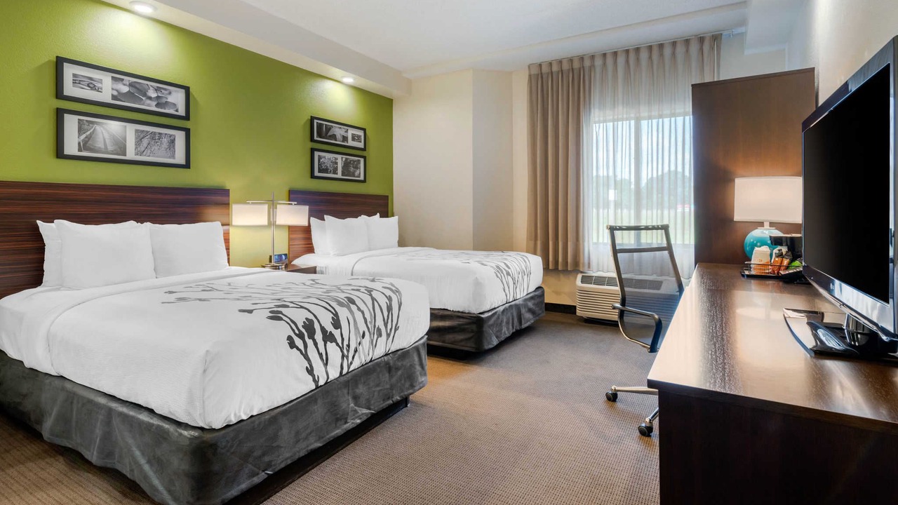 Photo of Bedroom in Wesley Chapel