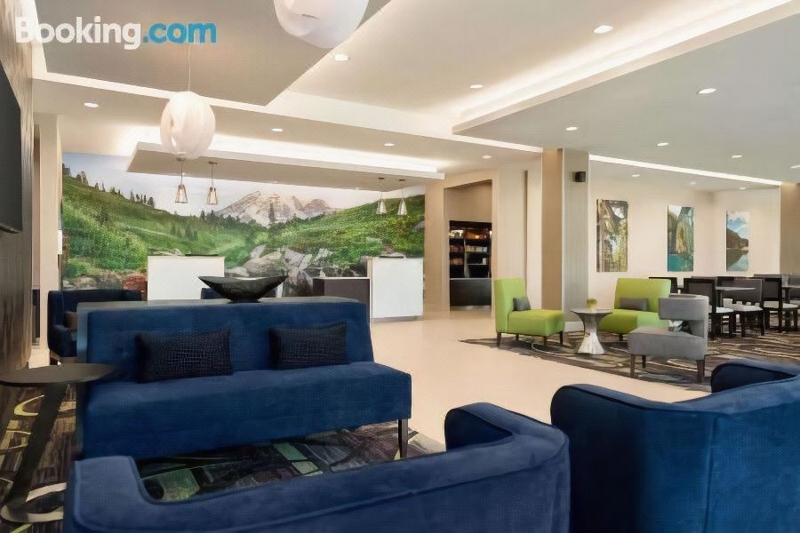 Photo of Livingroom in Burlington