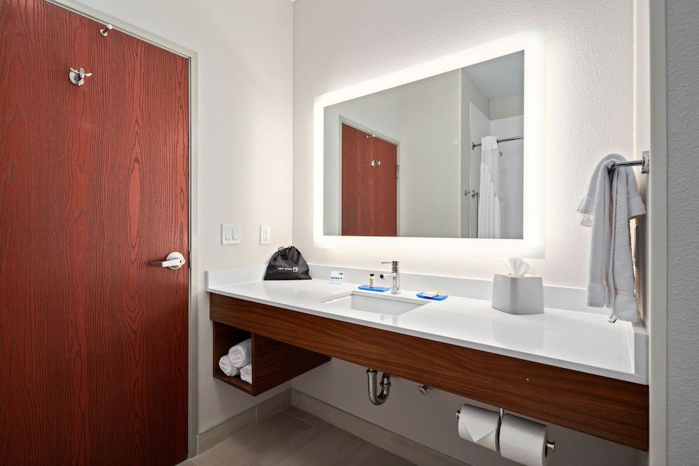 Photo of Bathroom in Van Buren