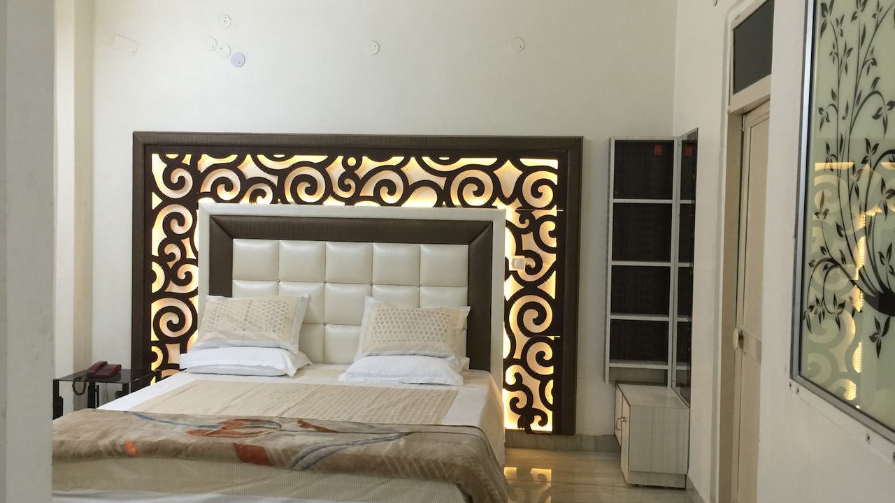 Photo of Bedroom in Suratgarh