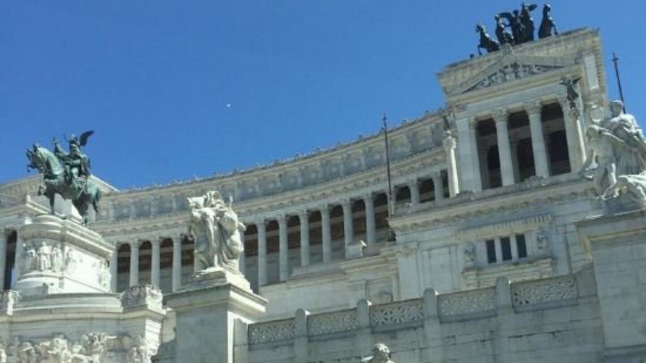 Photo of Buildings in EUR