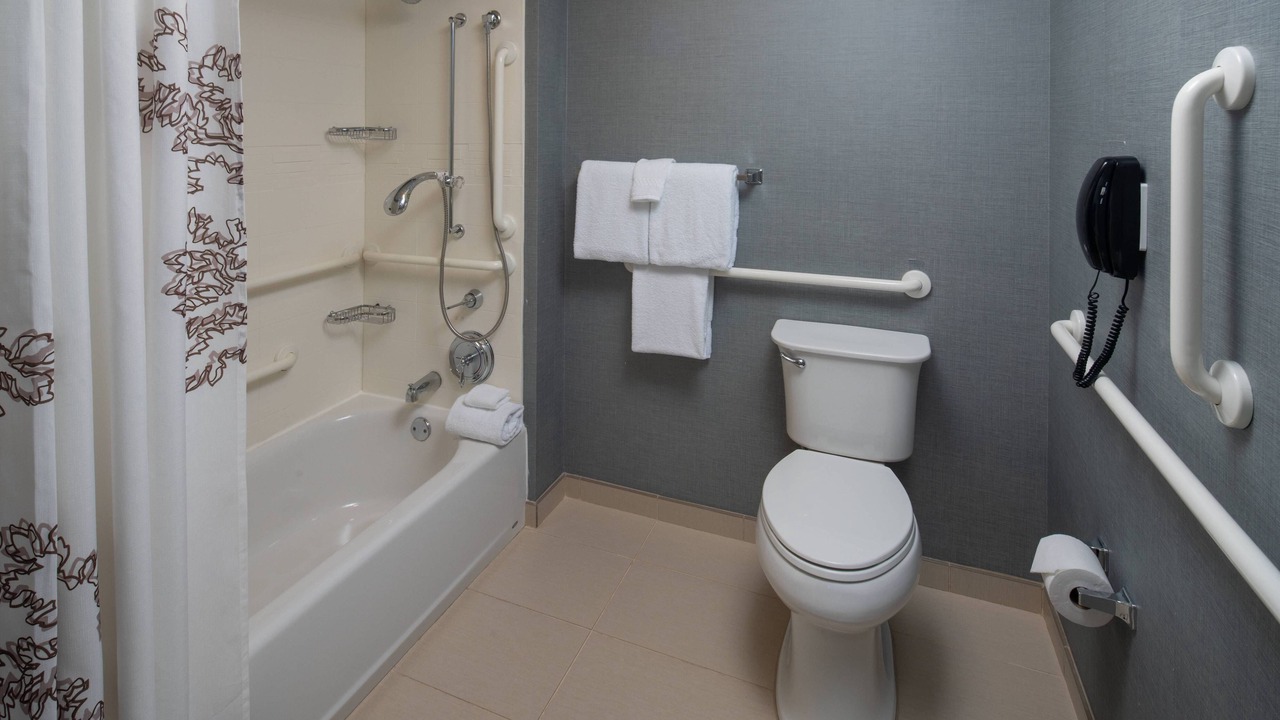 Photo of Bathroom in Music Row