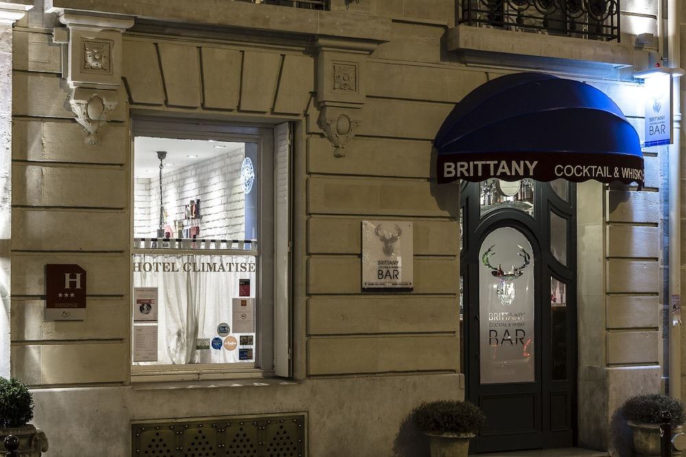 Photo of Buildings in 9th Arrondissement
