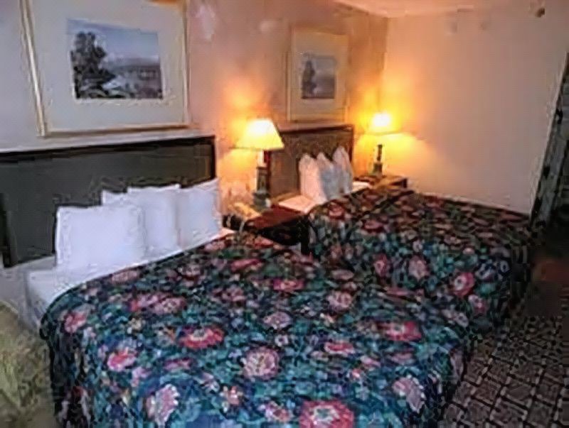 Photo of Bedroom in Wickliffe
