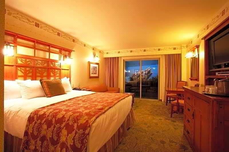 Photo of Bedroom in Anaheim Resort