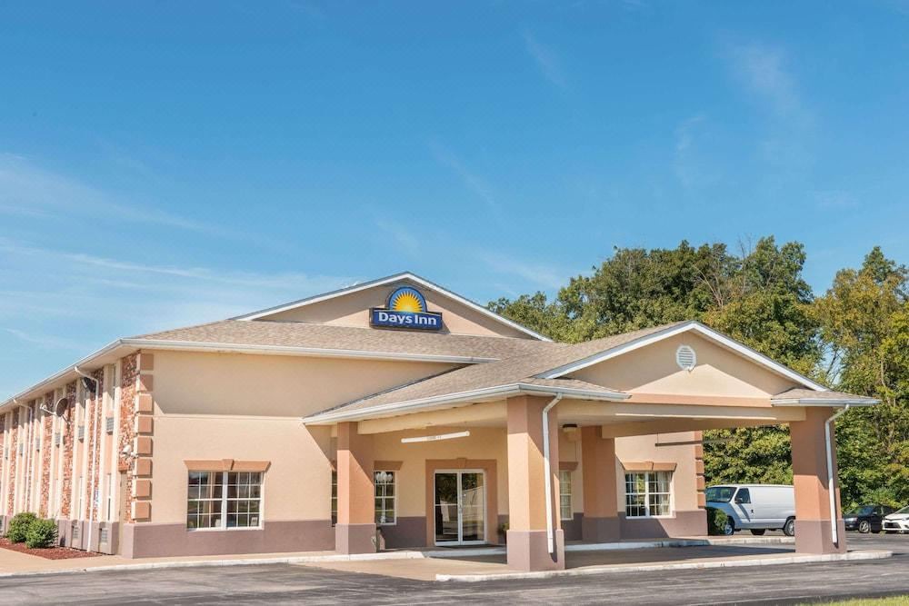 Photo of Buildings in Perryville