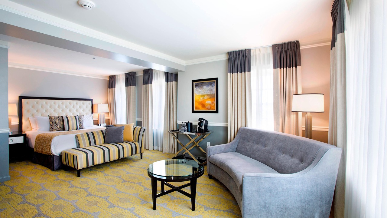 Photo of Livingroom in Downtown Tulsa
