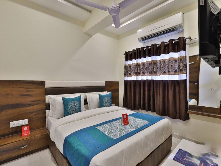 Photo of Bedroom in Navrangpura