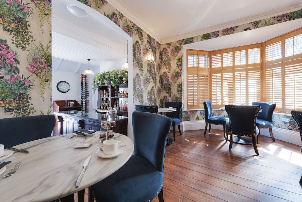 Photo of Livingroom in Southsea