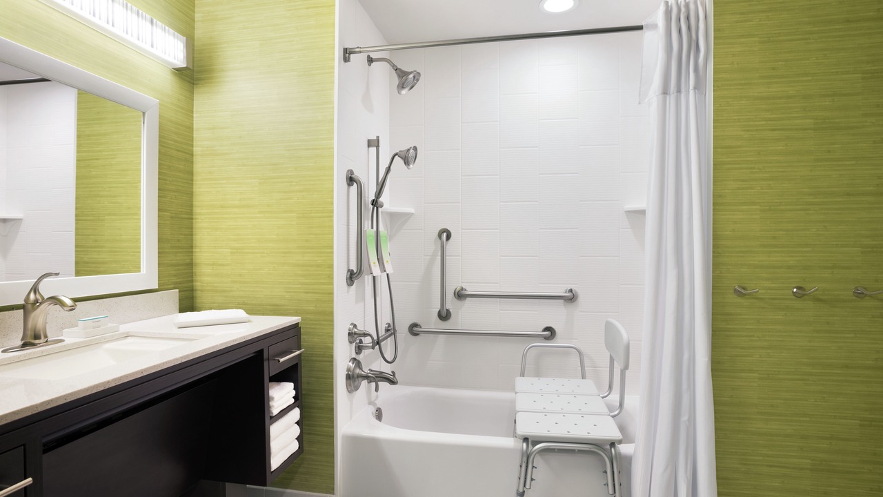 Photo of Bathroom in Ashley Oaks
