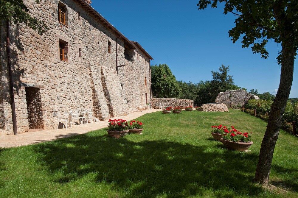 Photo of Buildings in Monteriggioni