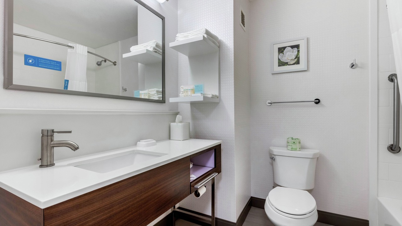Photo of Bathroom in Brookhaven