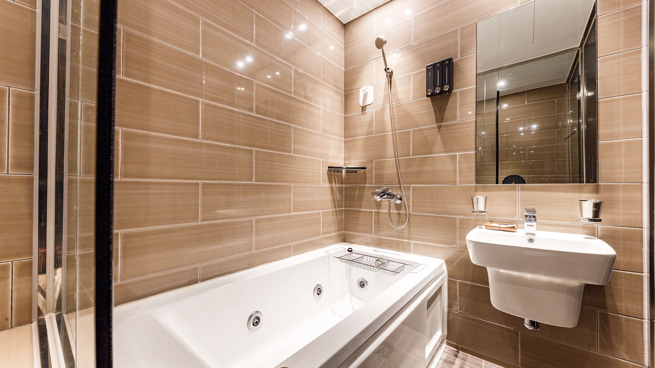 Photo of Bathroom in Bongmyeong-dong