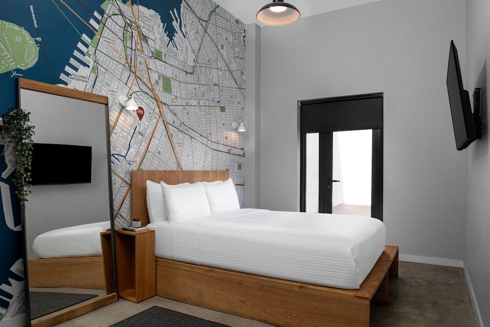 Photo of Bedroom in Hiler