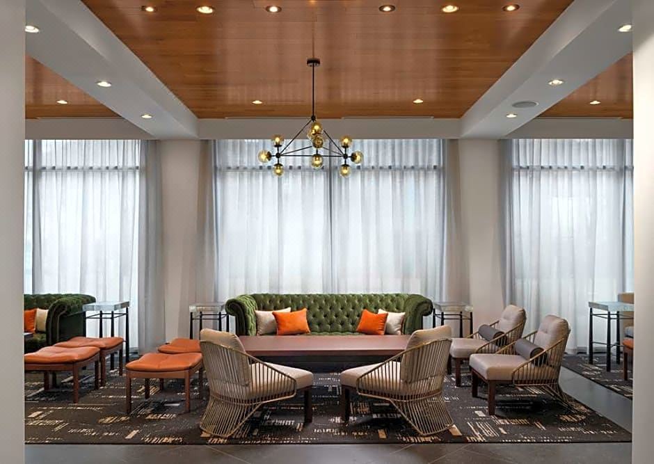 Photo of Livingroom in Victoria Boulevard Historic District