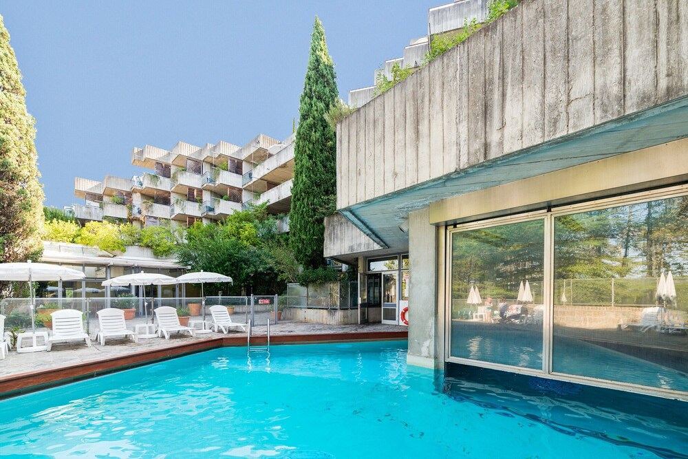 Photo of Outdoor in Rouret