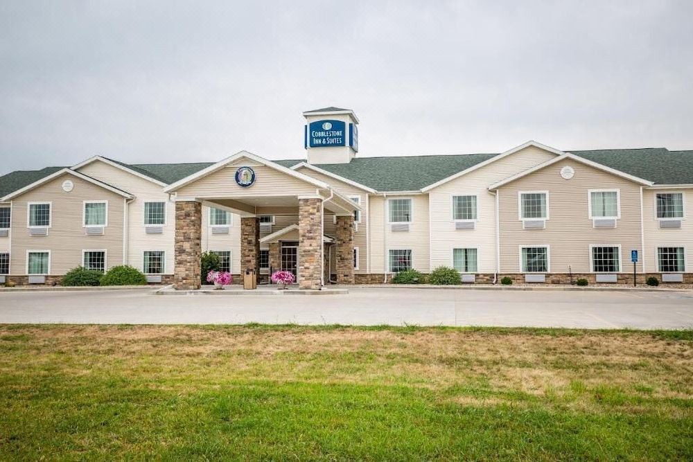 Photo of Buildings in Winterset