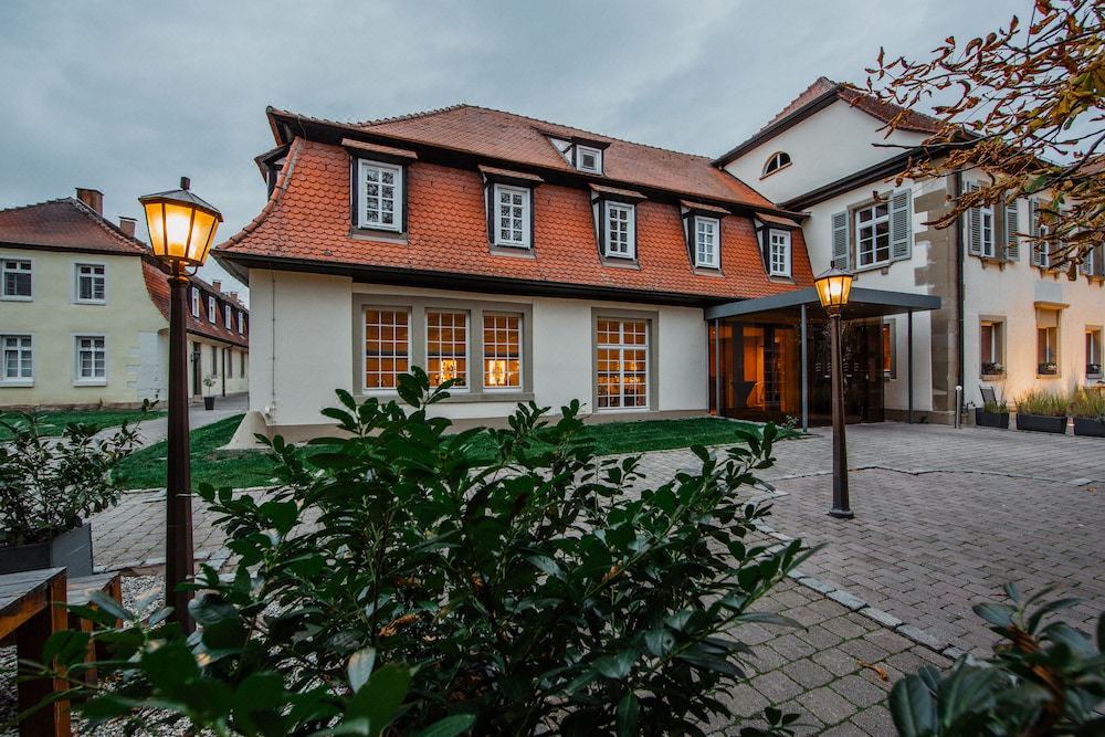 Photo of Buildings in Eglosheim