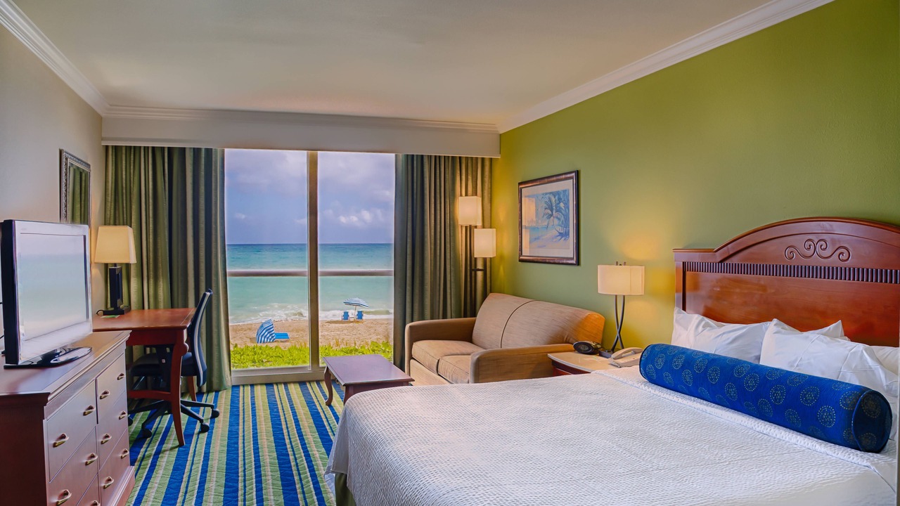 Photo of Bedroom in Hutchinson Island South