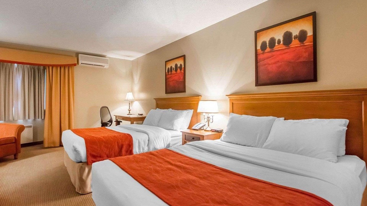 Photo of Bedroom in Mont-Laurier