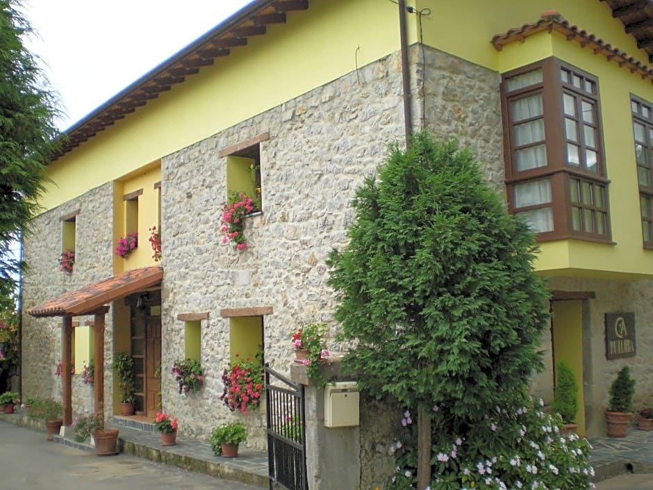 Photo of Buildings in Camango
