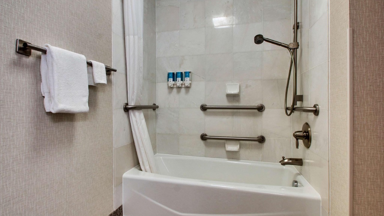 Photo of Bathroom in Findlay