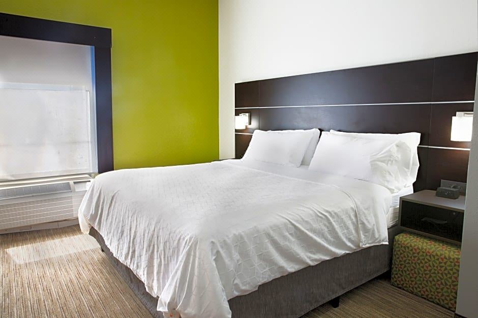 Photo of Bedroom in Huber Heights