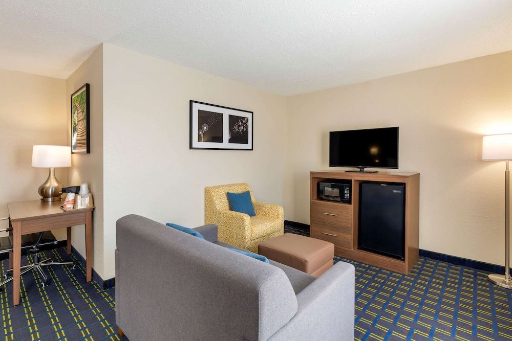 Photo of Livingroom in Lee