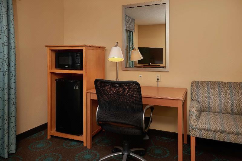 Photo of Livingroom in Canton