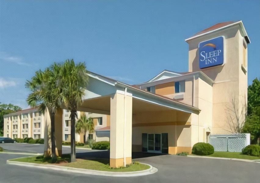 Photo of Buildings in Beaufort
