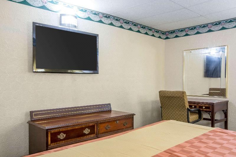 Photo of Bedroom in Gadsden