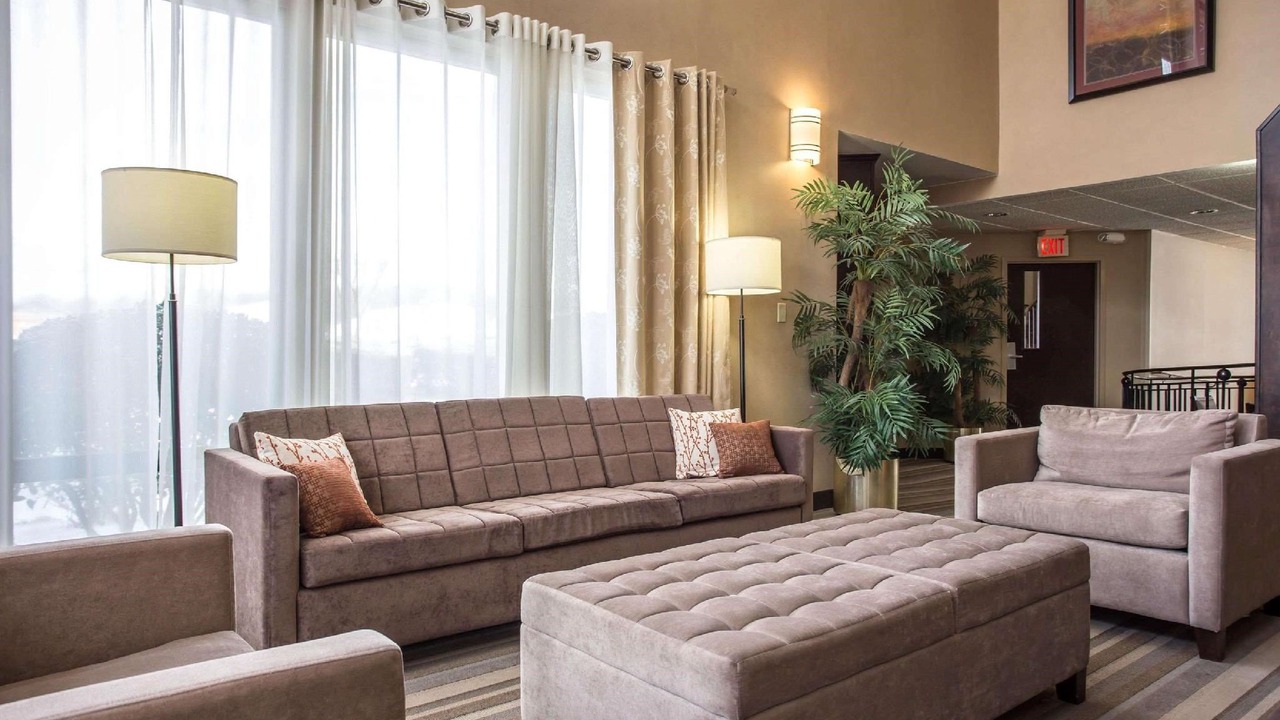 Photo of Livingroom in Stallings