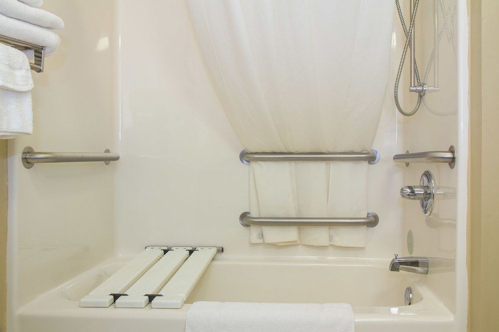 Photo of Bathroom in Marion
