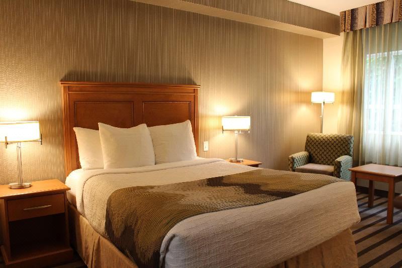 Photo of Bedroom in Newton