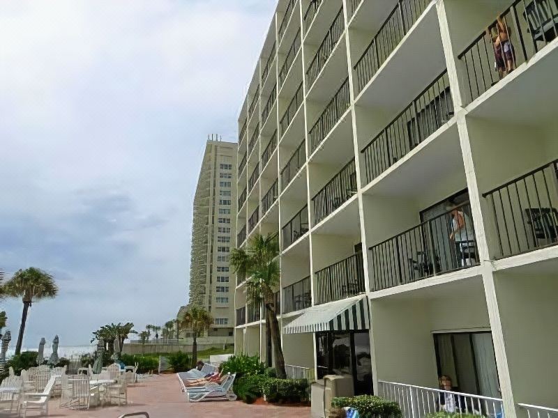 Photo of Buildings in Van Valzah
