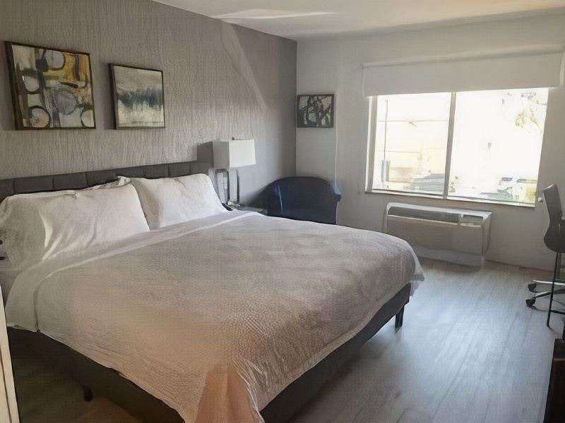 Photo of Bedroom in Paradise Valley Village