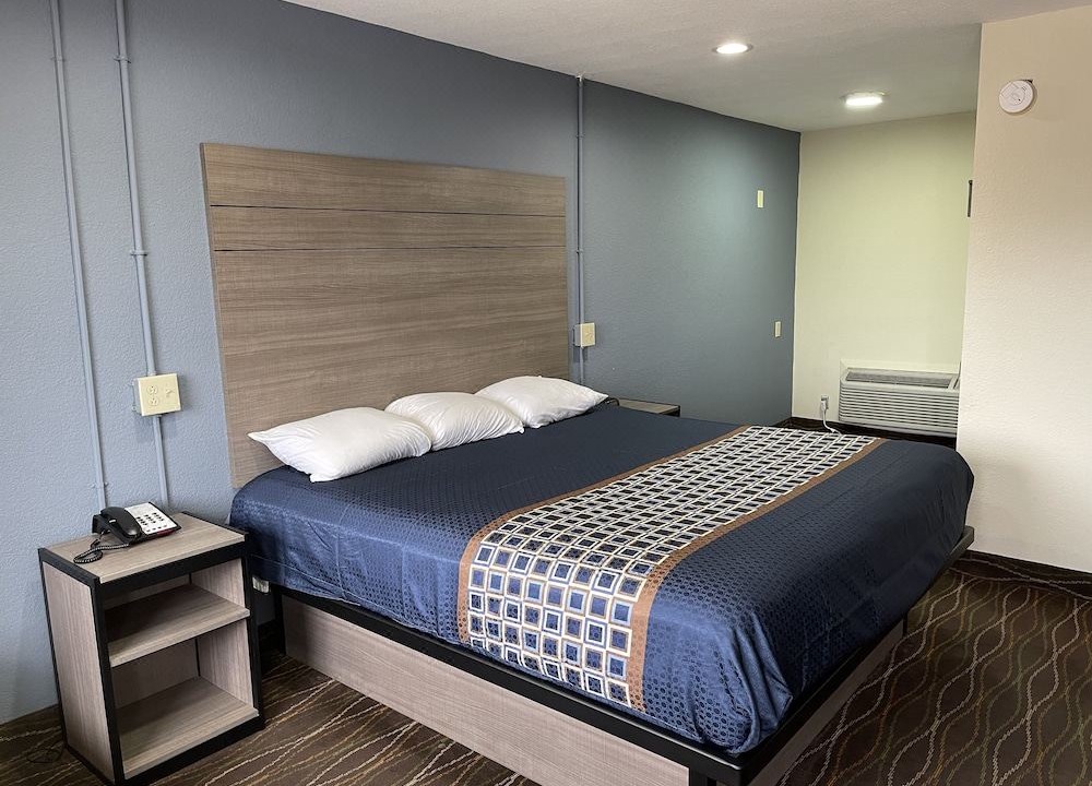 Photo of Bedroom in Alexandria