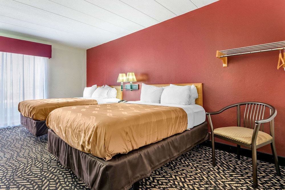 Photo of Bedroom in Falconer