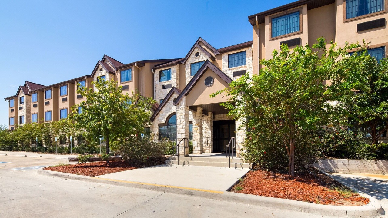 Photo of Buildings in Buda