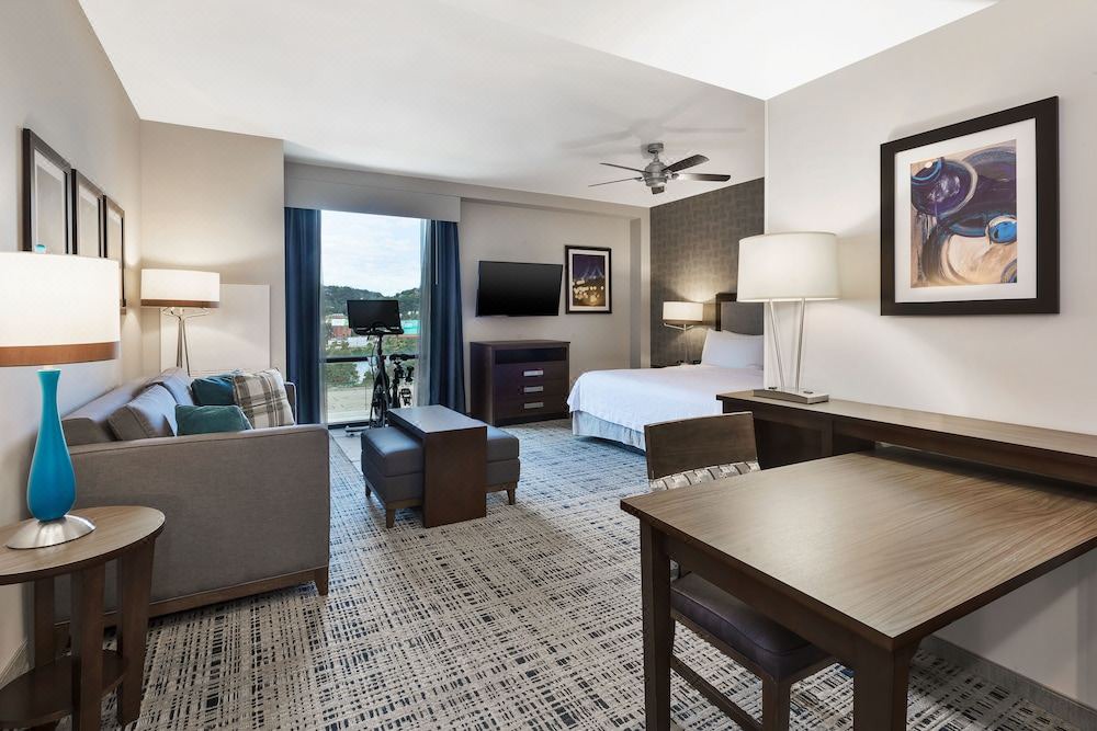 Photo of Livingroom in Strip District