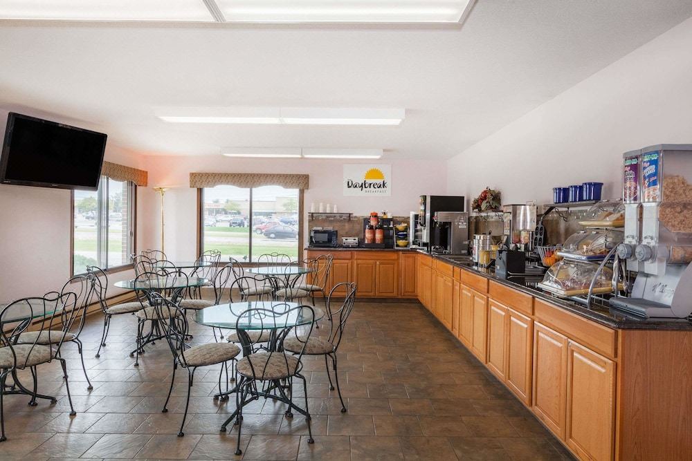 Photo of Livingroom in Mason City