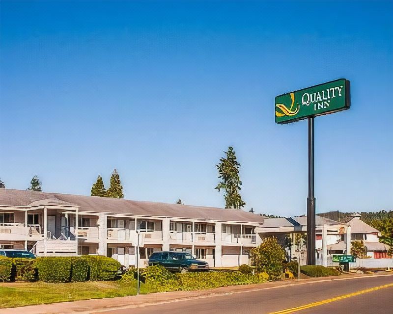 Photo of Buildings in Cottage Grove