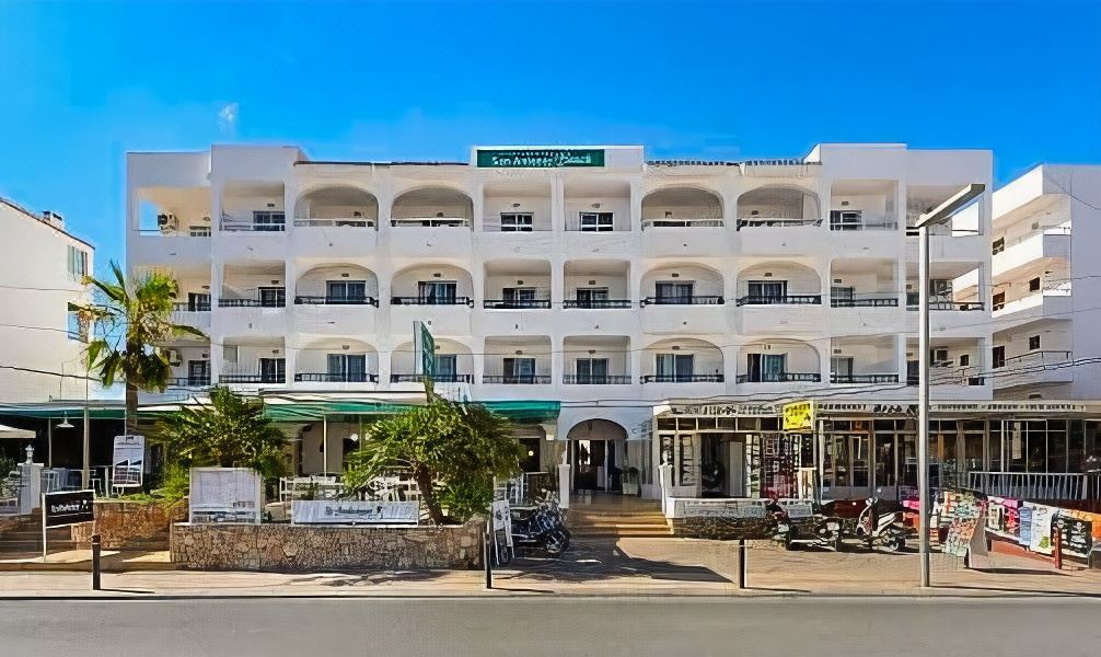 Photo of Buildings in San Antonio Bay