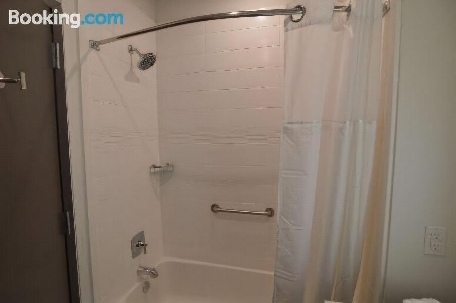 Photo of Bathroom in Wells Branch