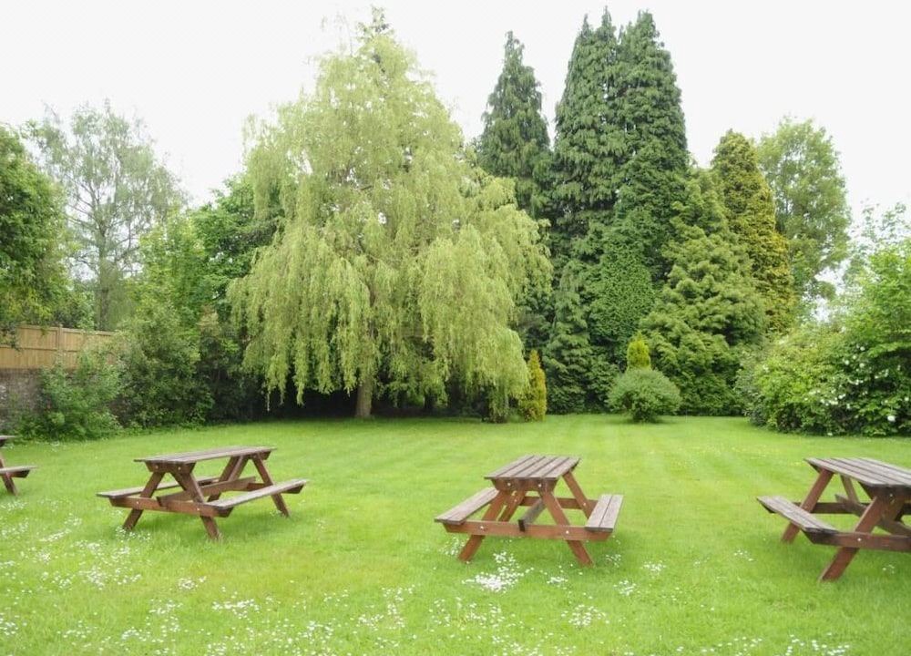 Photo of Others in Horsham