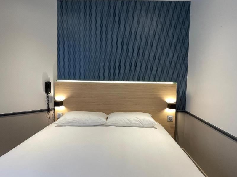 Photo of Bedroom in 6th Arrondissement