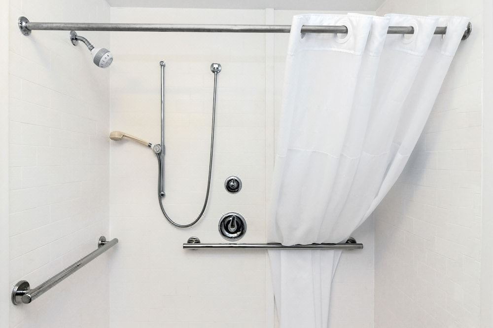 Photo of Bathroom in Lexington Park