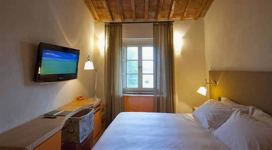 Photo of Bedroom in San Giuliano Terme