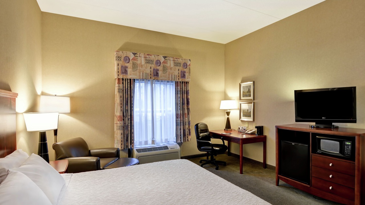 Photo of Livingroom in South Waverly